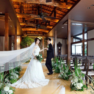 【雰囲気×ドレス重視】煌めく*自然光チャペル&20大特典◆2万相当試食