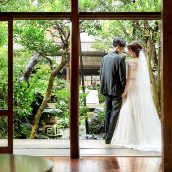 日本庭園×ウェディングドレス