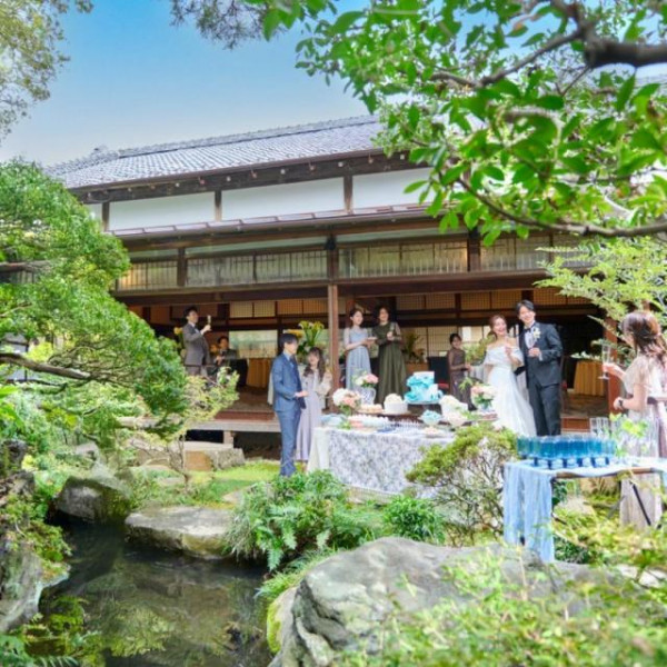 庭園もおふたりの貸切に
