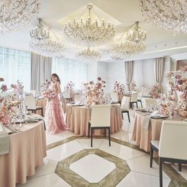 【愛され花嫁*フル体験♪】大聖堂×卒花人気演出&絶品試食付き