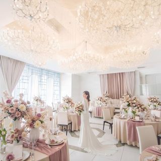 【上質花嫁ALL体験fair】憧れステンドグラス×ドレス診断&試食