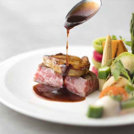 THE SUITE TOKYO by st.raphaelchapel（ザ スイート 東京）