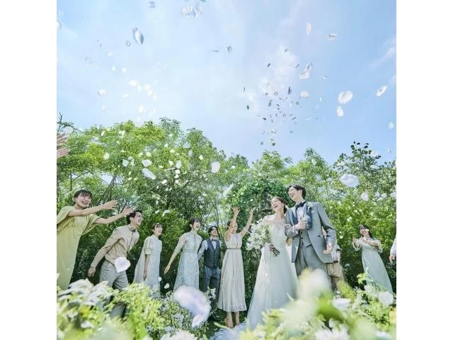 【駅徒歩3分】好立地でゲスト安心◎開放的なガーデン付邸宅を貸切に