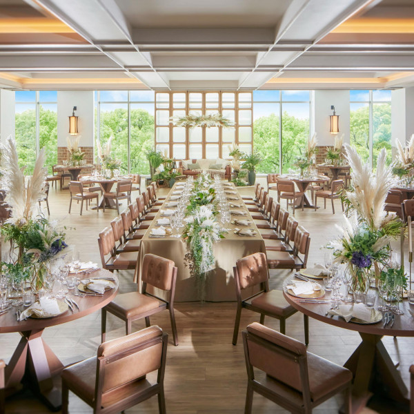 婚礼衣装専門店【YAMADAYA】で最新のドレス+タキシードをご紹介♪