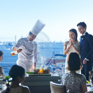 パノラマビューを背景に多彩な演出を愉しんで|YOKOHAMA MONOLITH ～横浜モノリス～の写真(54521778)