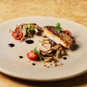 五感を覚醒させる美しい料理が、かけがえのない時間をさらに華やかに昇華させる|YOKOHAMA MONOLITH ~横浜モノリス~の写真(54522253)