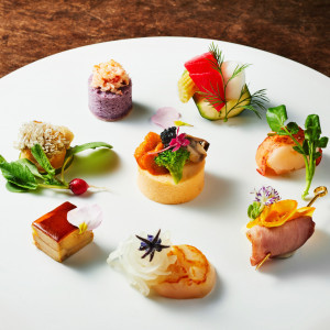 五感で愉しむ料理はゲストの記憶にも鮮やかに。|YOKOHAMA MONOLITH ～横浜モノリス～の写真(35856517)