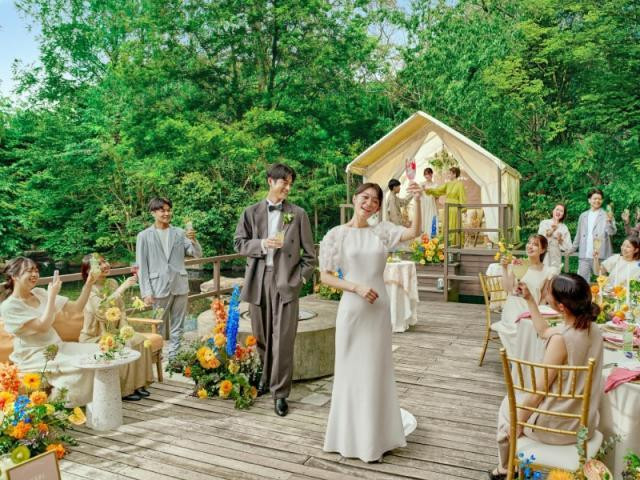 グランピングテントフォト体験&ムービー上映