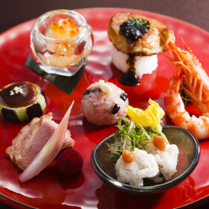 ミシュラン星獲得者多く輩出。大阪吉兆の流れを汲むお料理は味だけでなく、ストーリーが奥深い|ザ キクスイロウ ナラパーク（菊水楼）の写真(685028)