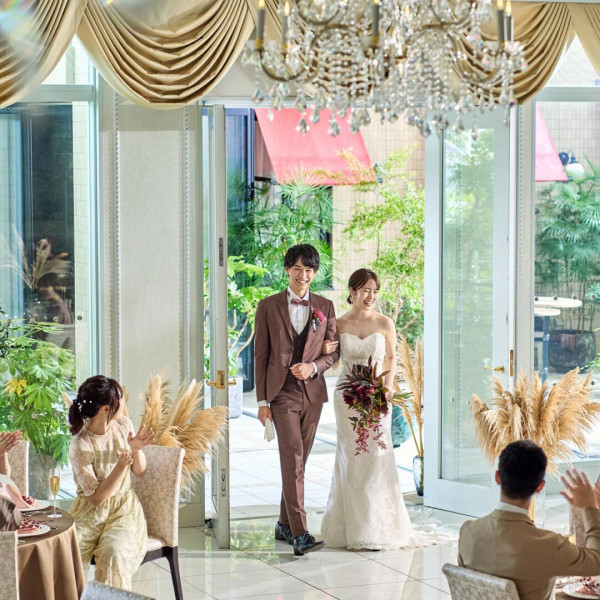 専用のコートヤードを備えたパレ・ロワイヤル。貸し切りだからオリジナルの演出も可能。