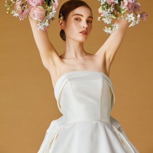 王道からトレンドまで、花嫁様の希望を叶えるドレスラインナップ|チャペル・ド・コフレの写真(51830671)