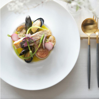 【後日来館特典】Amazonギフト1万円×絶品*国産牛含む5品試食×人気のドレス見学