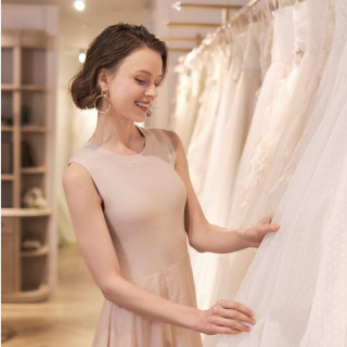 【特別フェア限定】18大特典◆ドレス50%/カラードレス40%オフ/タキシード30%オフ