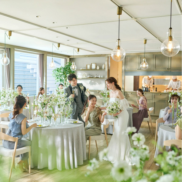地下直結＆大阪梅田駅から徒歩1分！家族婚・お急ぎ婚・パパママキッズ婚・ペット婚まで少人数Wをサポート
