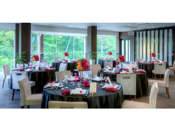 フェニックスホール