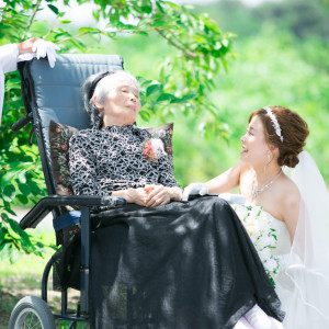 式当日は参加できないおばあちゃんにも、前撮りで花嫁姿を見てもらえます。ゆっくりと素敵な時間を過ごしていただけます♡グランシア須賀川♡|グランシア須賀川の写真(1318405)
