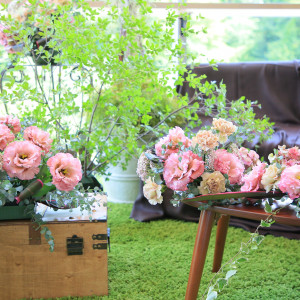 ブラウンのソファーと落ち着いた色味のお花で大人な雰囲気に✨お花次第でどんな雰囲気にも出来ちゃいます♡グランシア須賀川♡|グランシア須賀川の写真(1859861)