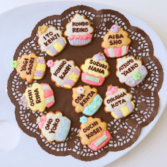 席札もスイーツで完全オーダー