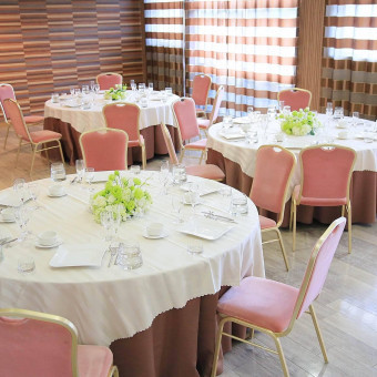 30名様前後までご利用いただける、ほどよい広さの会場です。