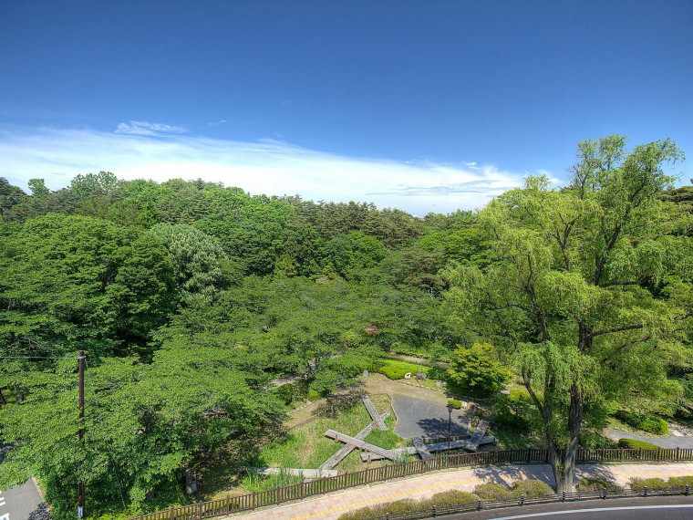 目の前に大自然！翠ケ丘公園♪ロケーションフォトに最適！
