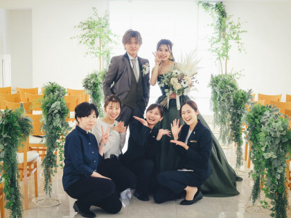 あなたの“らしさ”を
一緒に見つける結婚式を。