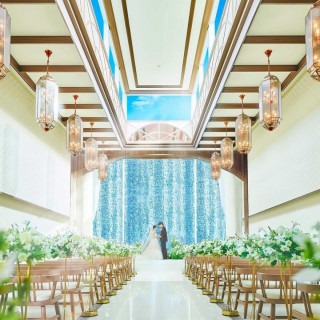 圧巻の空間演出×貸切W×水と光のNEWチャペル*最大180万特典付