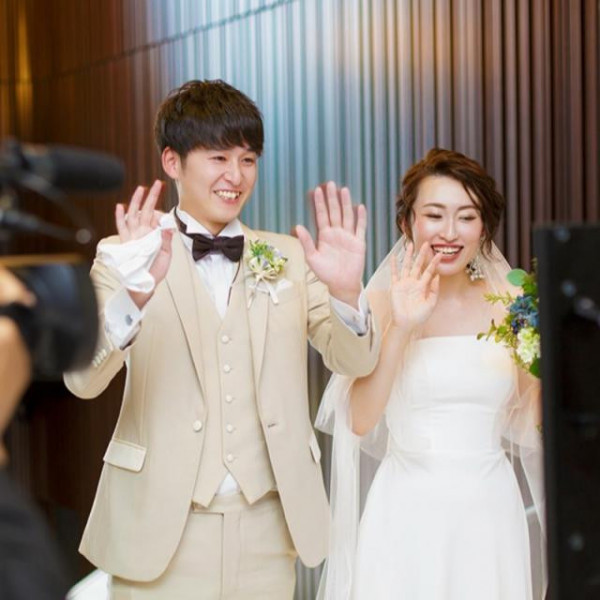 【こんな時代だからこそ】心のつながる結婚式を届けたい！リアルタイムの挙式にゲストが参加できます！