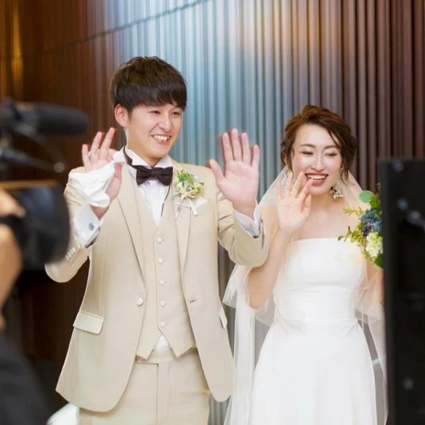 【こんな時代だからこそ】心のつながる結婚式を届けたい！リアルタイムの挙式にゲストが参加できます！