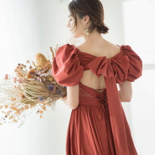 憧れの「ISAMU MORITA・JILL STUART・ハツコエンドウ・蜷川実花」を始め、世界的に支持されるドレス
