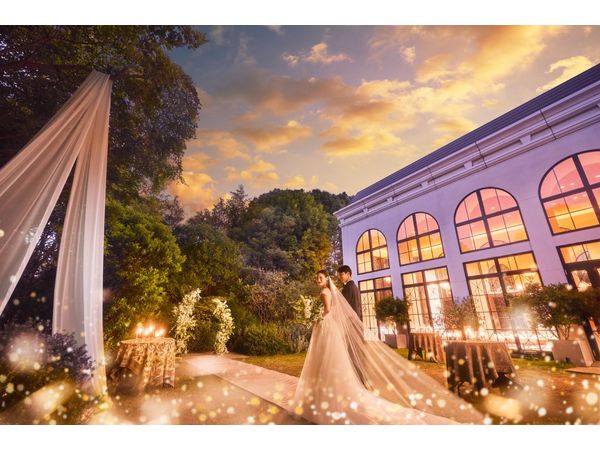 ニーズ横浜シーズンズ by T&G WEDDING(旧 ザ・シーズンズ)のガーデン挙式の写真(8枚目)