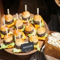 THE SEASON'S（ザ・シーズンズ）/テイクアンドギヴ・ニーズウェディング