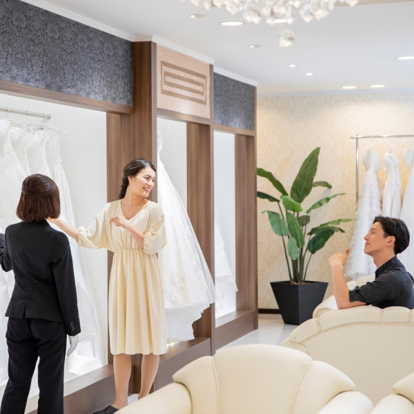 衣裳も決まった中からお気に入りの一着を見つければOK！