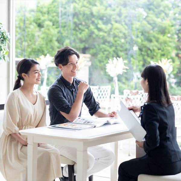 結婚式の内容が決まっているから呼ぶゲストを決めればOK！(内容変更もできます)