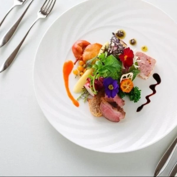 【プラン特典】ウェルカムドリンク＆お料理、最大14万円分プレゼント