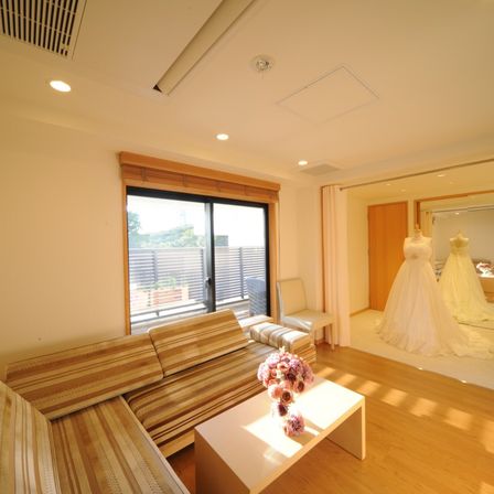 新郎新婦様のお支度のお部屋のブライズルーム～ベルデ～|ガーデンテラス 東山の写真(1199180)