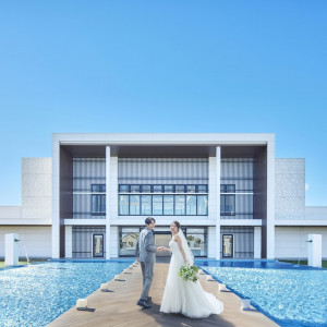 ご結婚式の第一印象にも繋がるエントランス|ザ・リーヴス プレミアムテラスの写真(52671382)