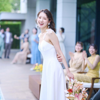 【新婦様のご衣装】220,000相当プレゼント