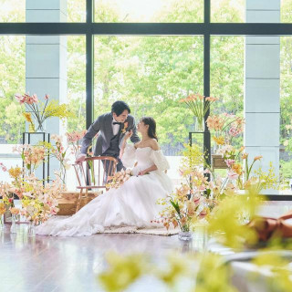 SNSでも人気！ドレスは憧れの「fiore bianca」