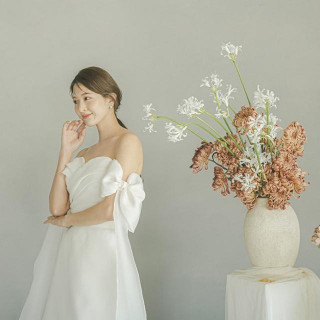 専属ドレスサロン「フィオーレビアンカ」で運命の1着を…