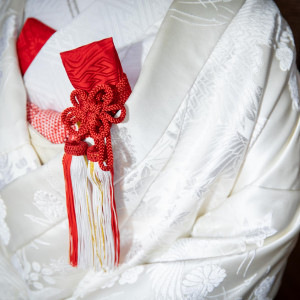 白無垢に赤小物でアレンジ|Dubonnet(デュボネ)の写真(56693092)