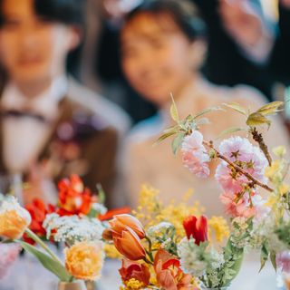 打ち合わせ回数は少なめ。スケジュール調整の難しいふたりにはメールやオンラインも対応OK。