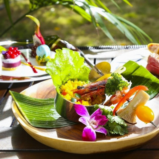 【大人気!初見学なら】シェフ渾身の試食会×感動挙式体験