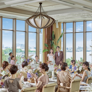 【THE SHANGRILA ROOM】航海の途中で偶然に立ち寄った理想郷のように美しいパーティルーム。ゲストと自然体で過ごせる明るい雰囲気。|THE GRAND ORIENTAL MINATOMIRAI(グランドオリエンタル みなとみらい)の写真(52355554)