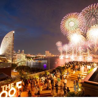 限定3組【夜景も◎花火鑑賞】みなとみらい絶景＆リゾート体験×豪華試食