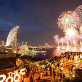 限定3組【夜景も◎花火鑑賞】みなとみらい絶景&リゾート体験×豪華試食