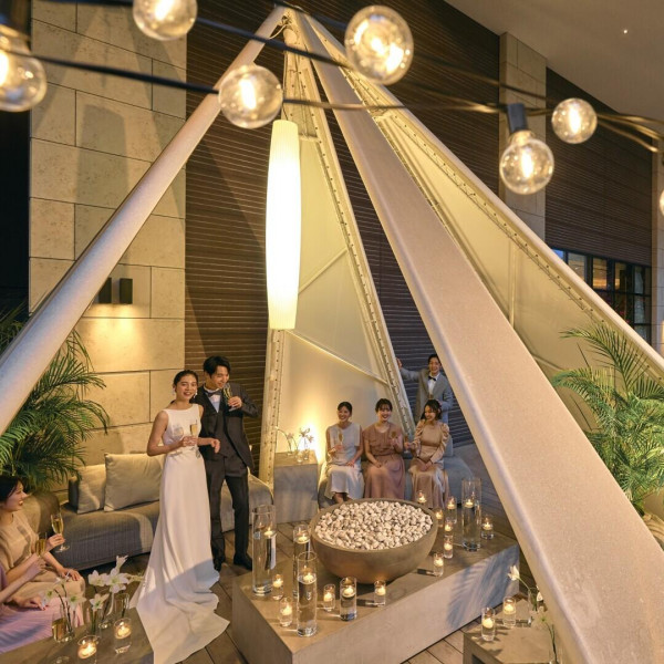 みなとみらいの夜景を楽しんで