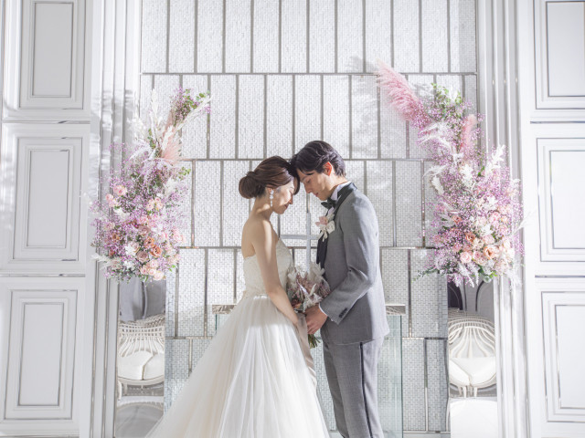 本格式場での質の高い結婚式がお得に叶う「ルクリアモーレ」