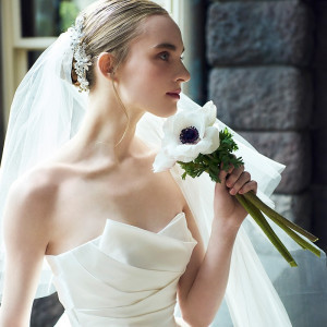 憧れの純白のウエディングドレスが花嫁をより美しく魅せる|ルクリアモーレ表参道の写真(5928302)