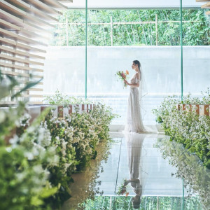 水・緑・光が祝福する透明感あふれるチャペル|辻家庭園 ～前田家家老旧横山家迎賓館～（金沢市指定文化財）の写真(56055243)