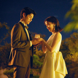 ふたりを包む光が一日を優しく締めくくる。|辻家庭園 ～前田家家老旧横山家迎賓館～（金沢市指定文化財）の写真(56055768)